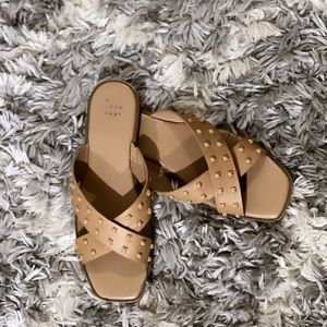 Dressy sandals